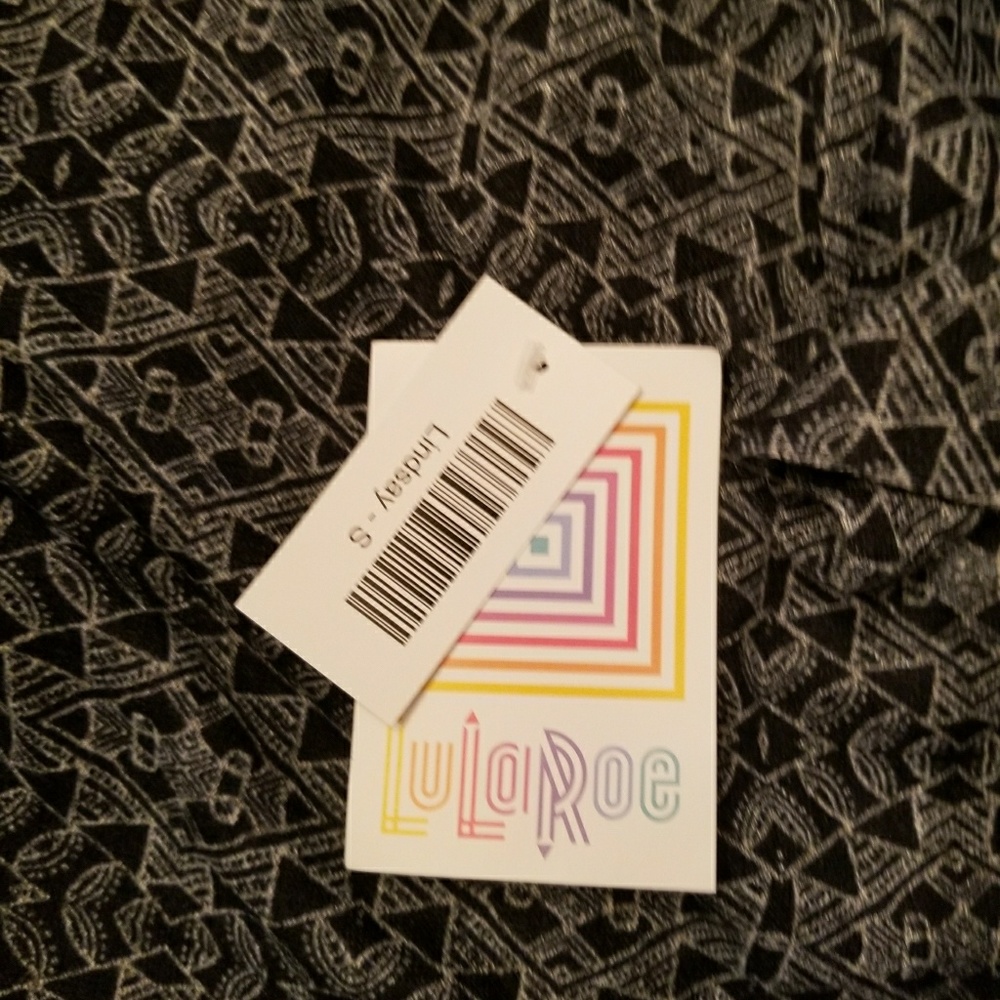 LuLaRoe Lindsey